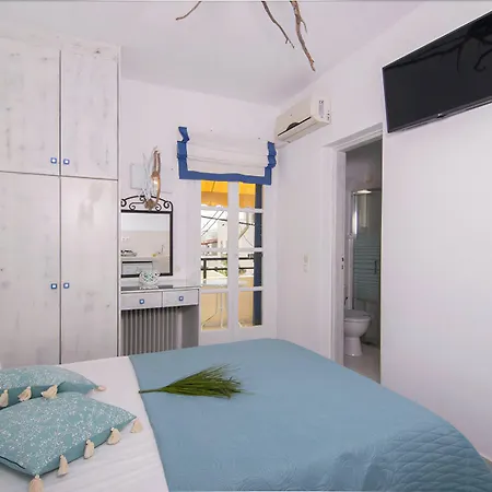 מלון דירות Terra Fos Naxos 4*