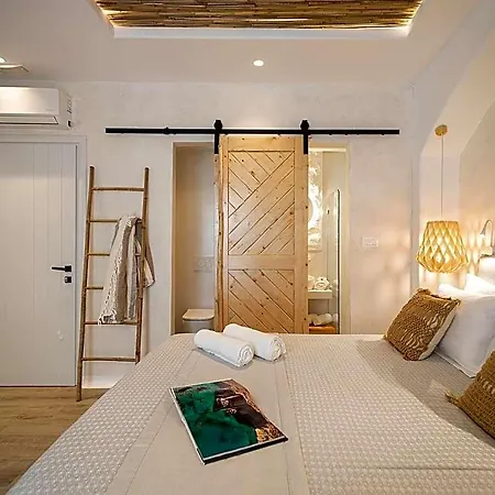 Lägenhetshotell Terra Fos Naxos 4*